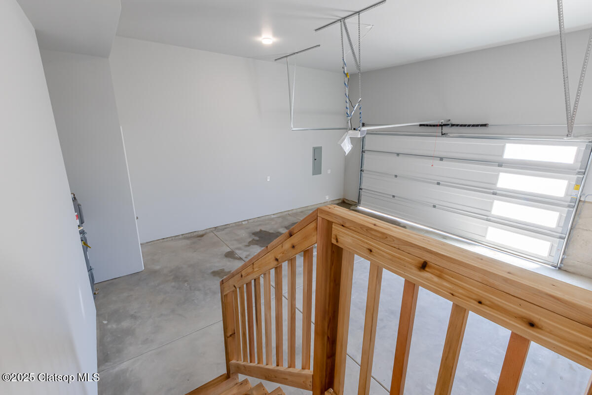 413 Meadows Drive Property Photo 42