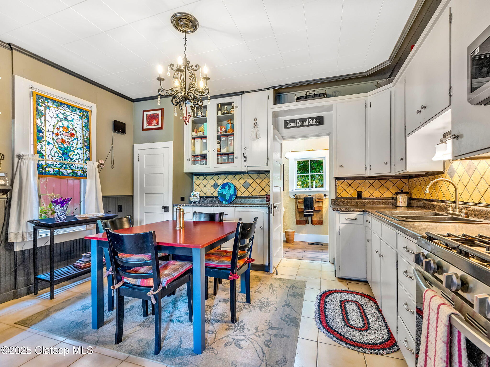 143 Washington Street Property Photo 12