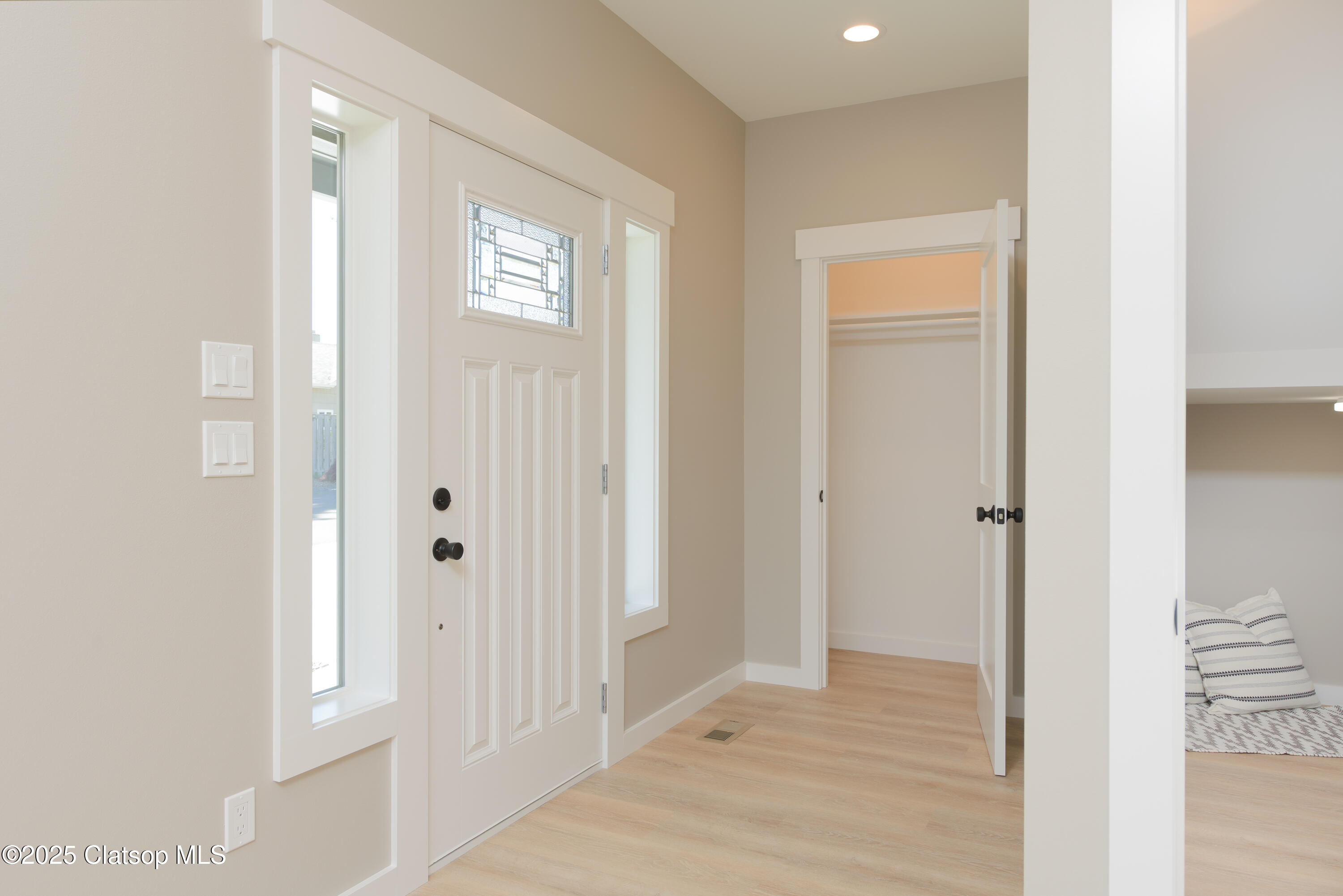 1324 Sea Ridge Ln Property Photo 12
