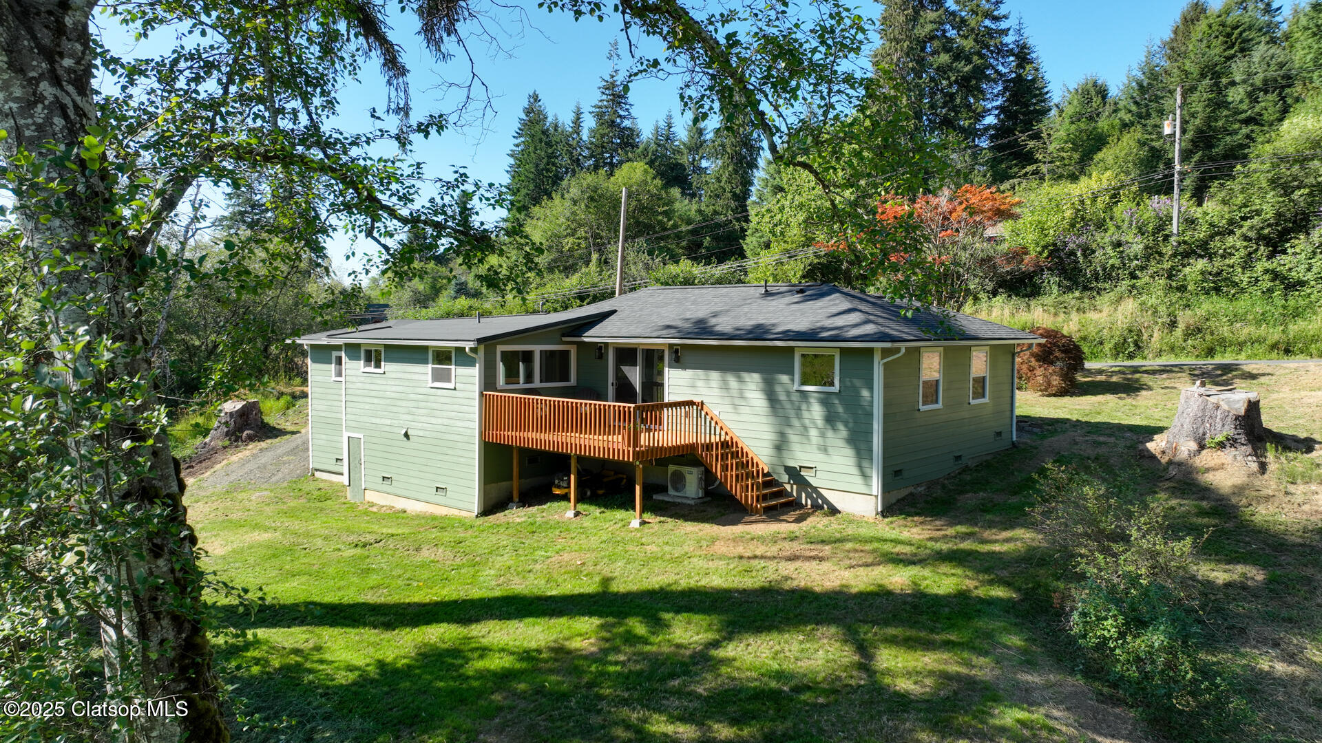40956 Old Hwy 30 Property Photo 3