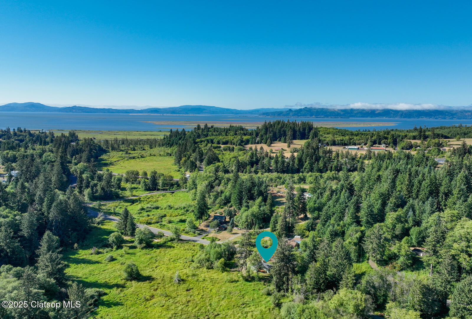 40956 Old Hwy 30 Property Photo 4