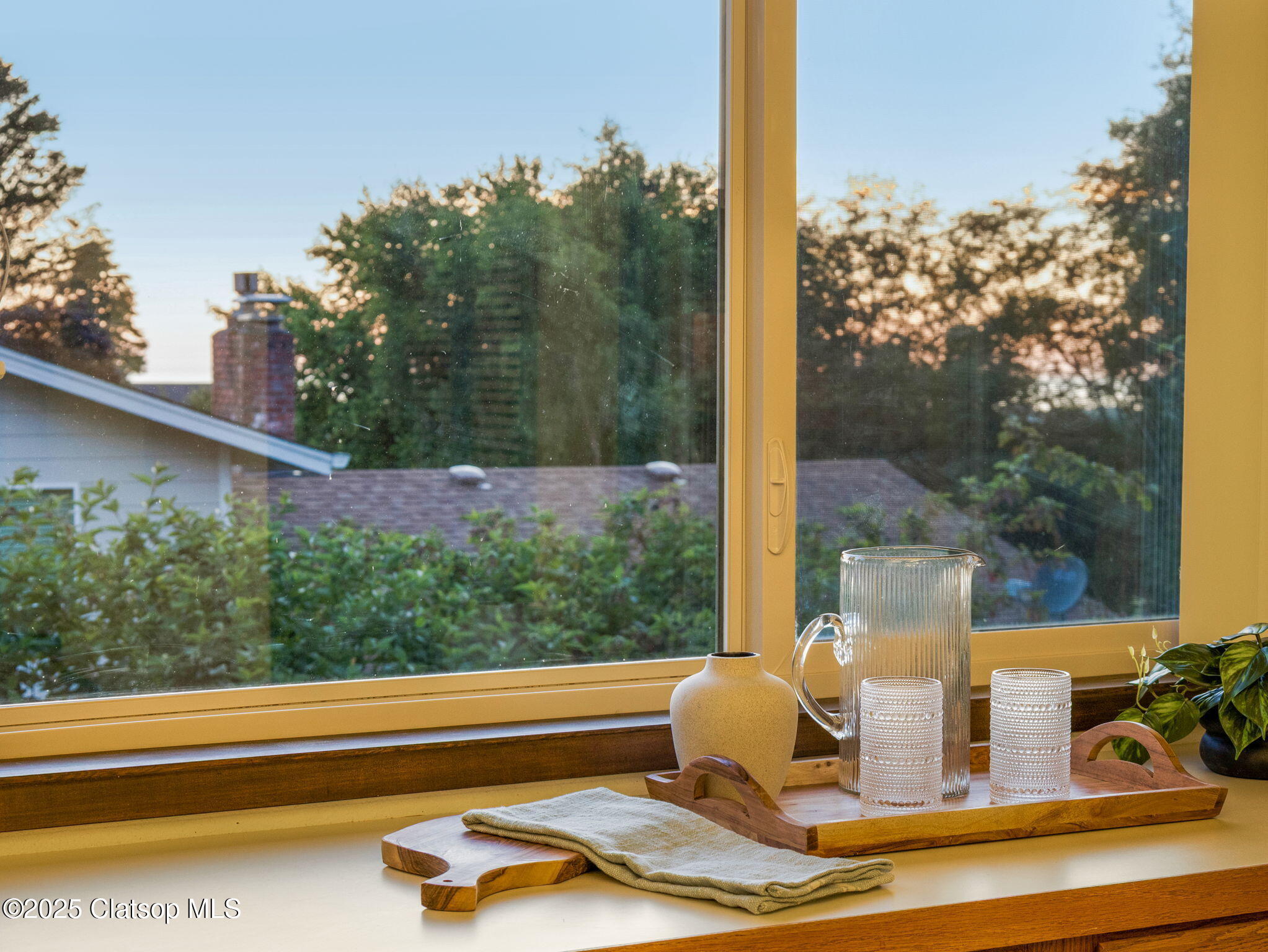 162 Hemlock Street Property Photo 13