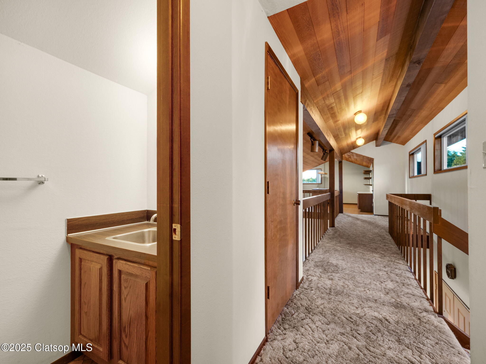 162 Hemlock Street Property Photo 25