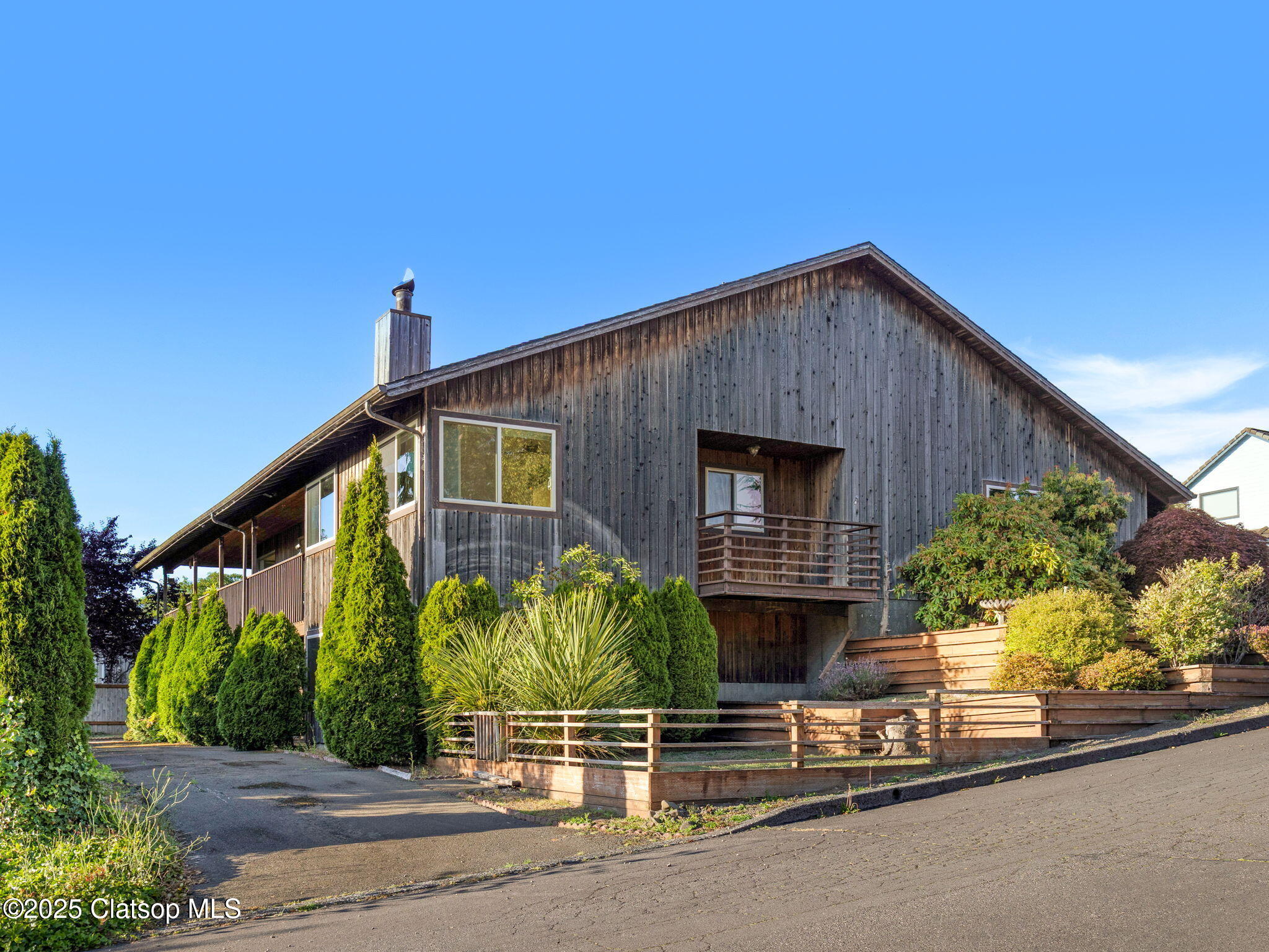 162 Hemlock Street Property Photo 36