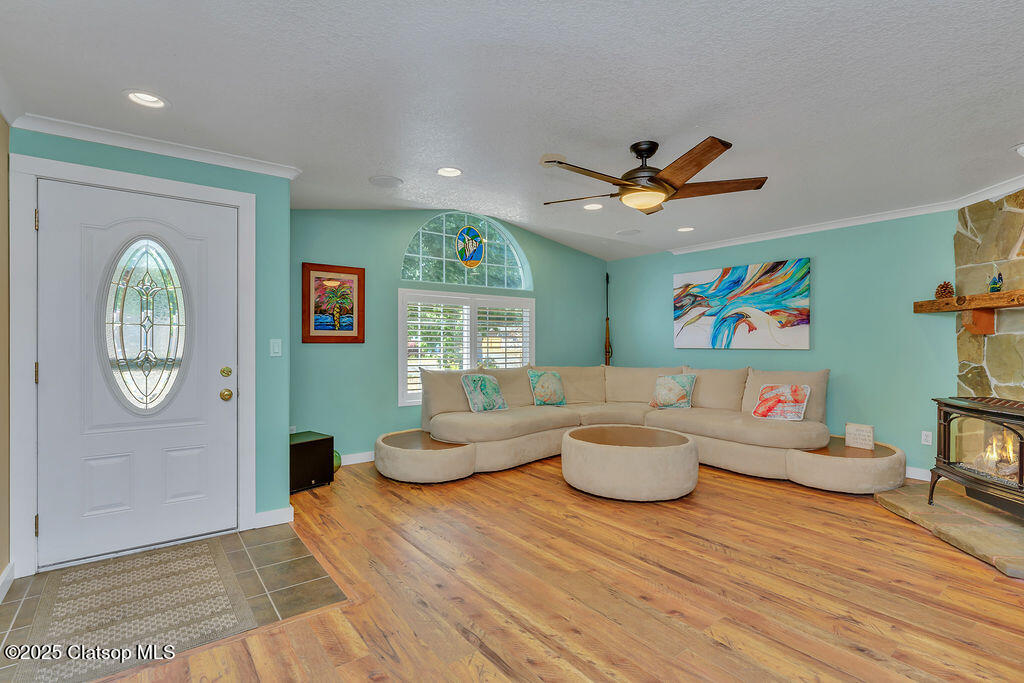 35395 Bayside Gardens Road Property Photo 4