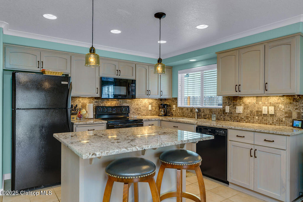 35395 Bayside Gardens Road Property Photo 12