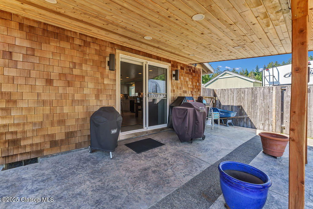 35395 Bayside Gardens Road Property Photo 27