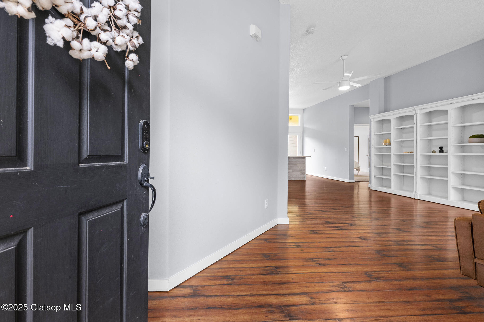 1058 Nautical Drive Property Photo 3