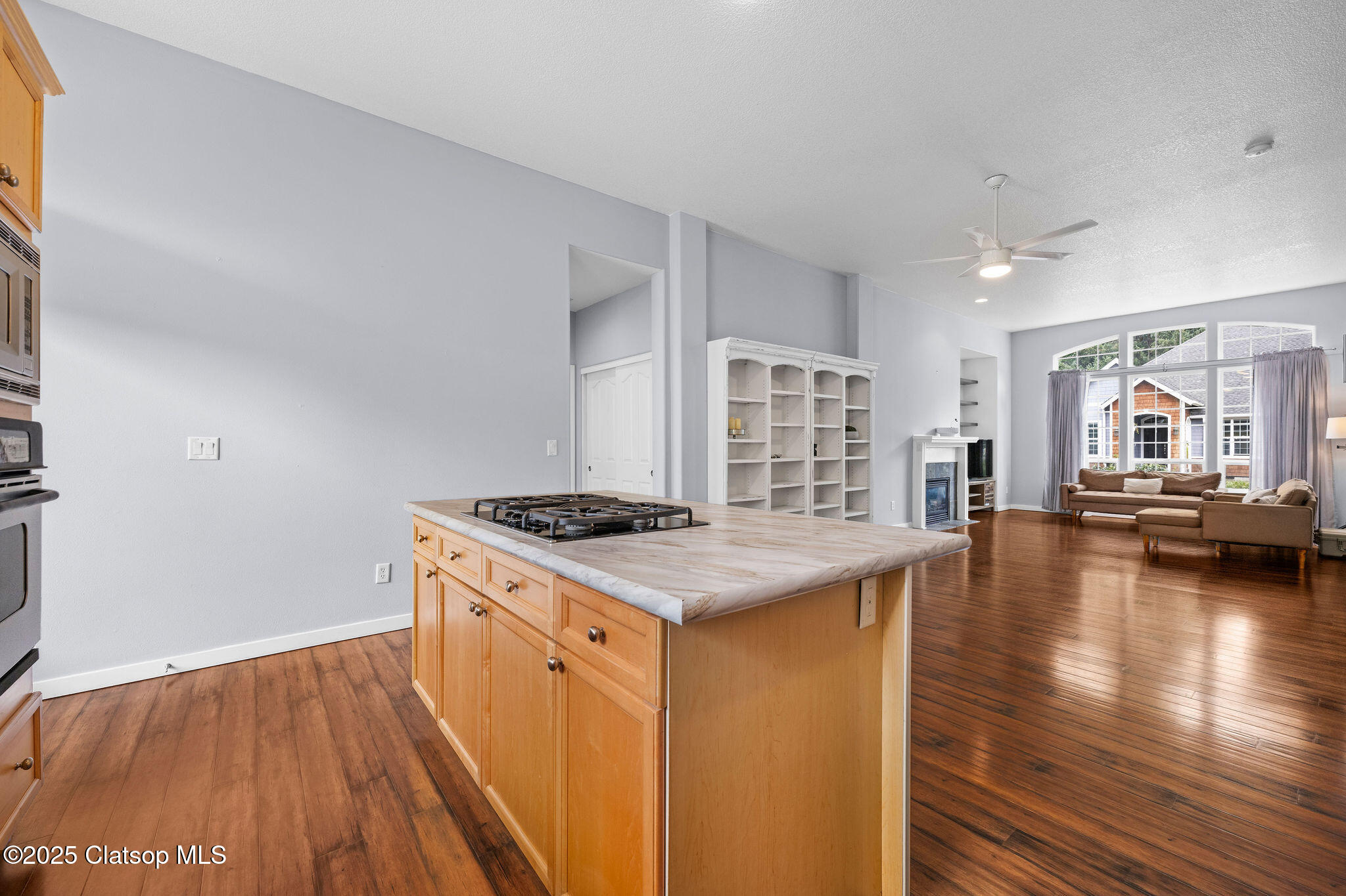 1058 Nautical Drive Property Photo 9