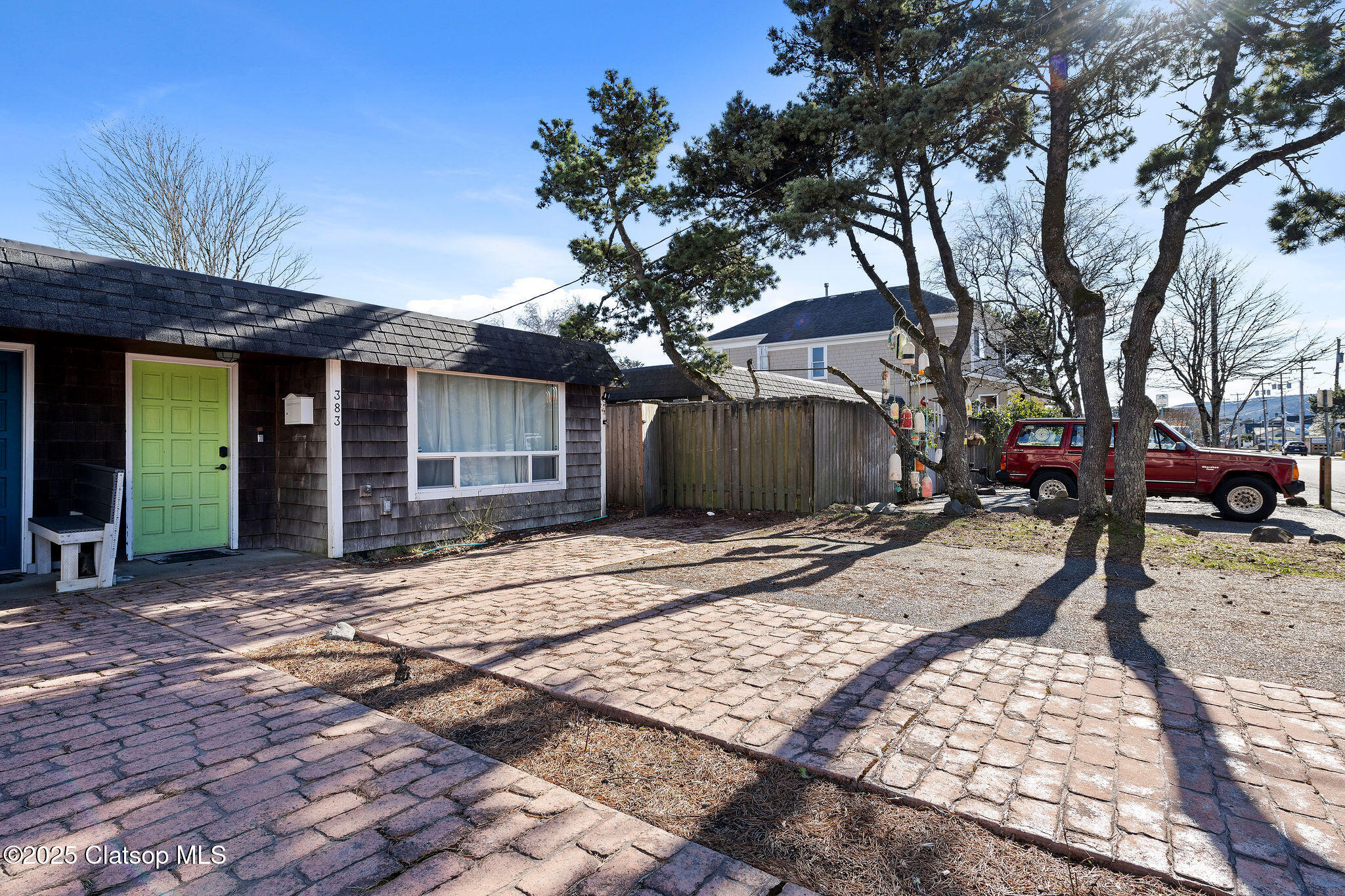 383 Beach Drive Property Photo