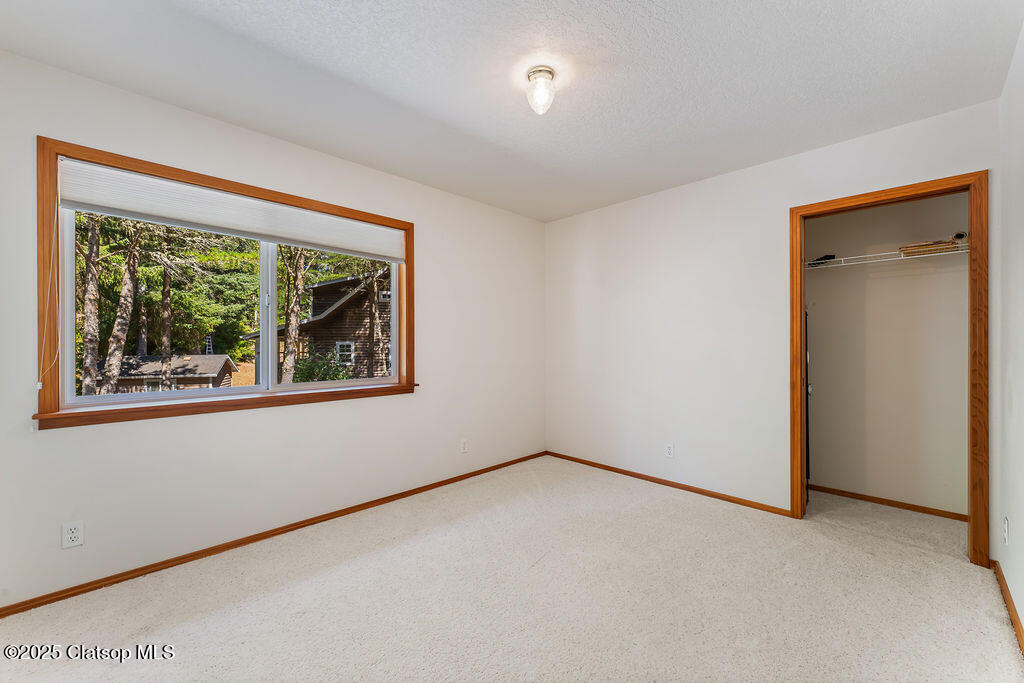 10385 Pine Ridge Drive Property Photo 22