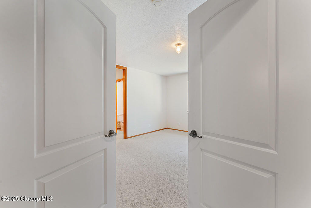 10385 Pine Ridge Drive Property Photo 26