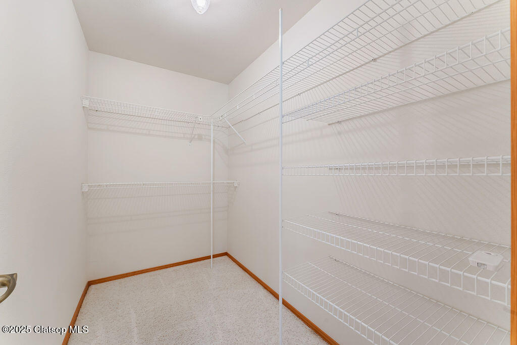 10385 Pine Ridge Drive Property Photo 33