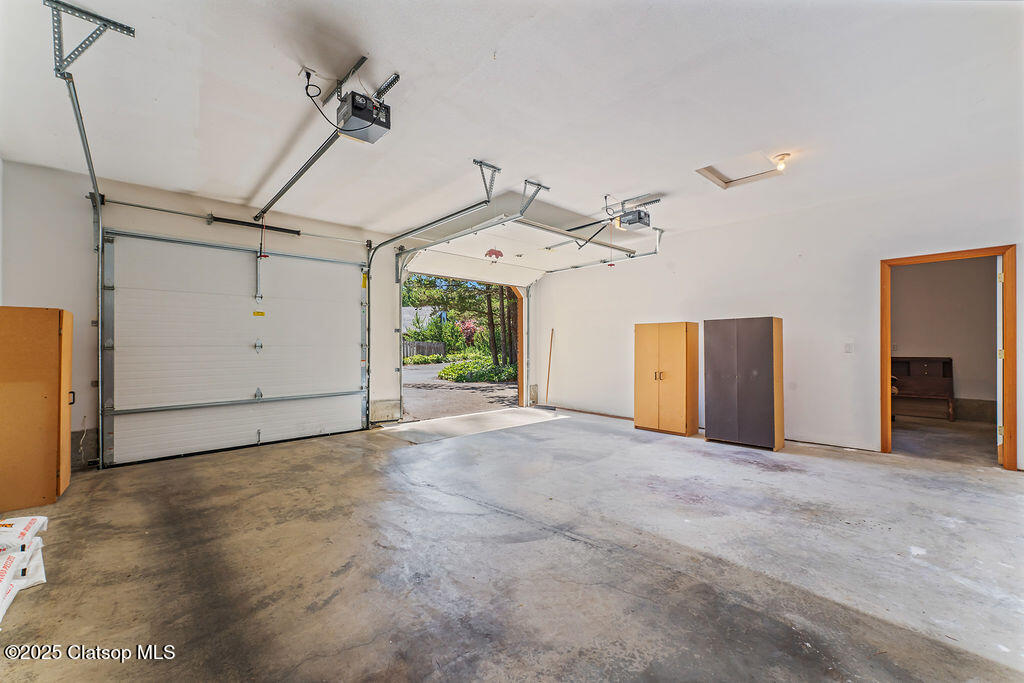 10385 Pine Ridge Drive Property Photo 34