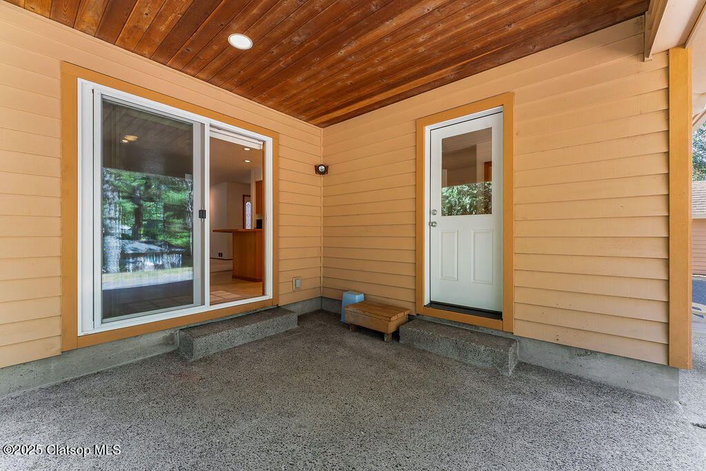 10385 Pine Ridge Drive Property Photo 37