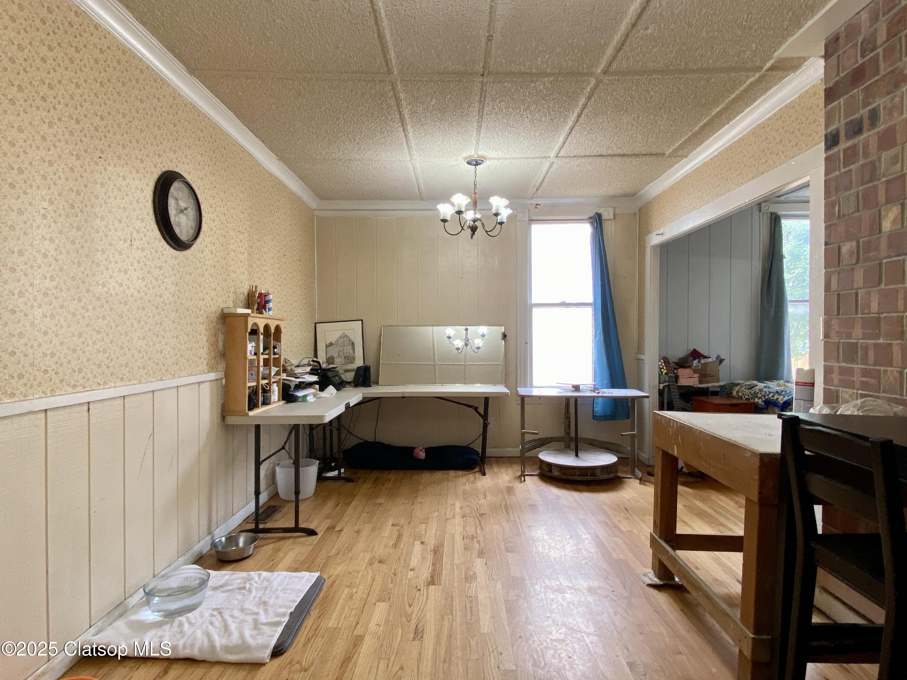 2416 Oregon Street Property Photo 14