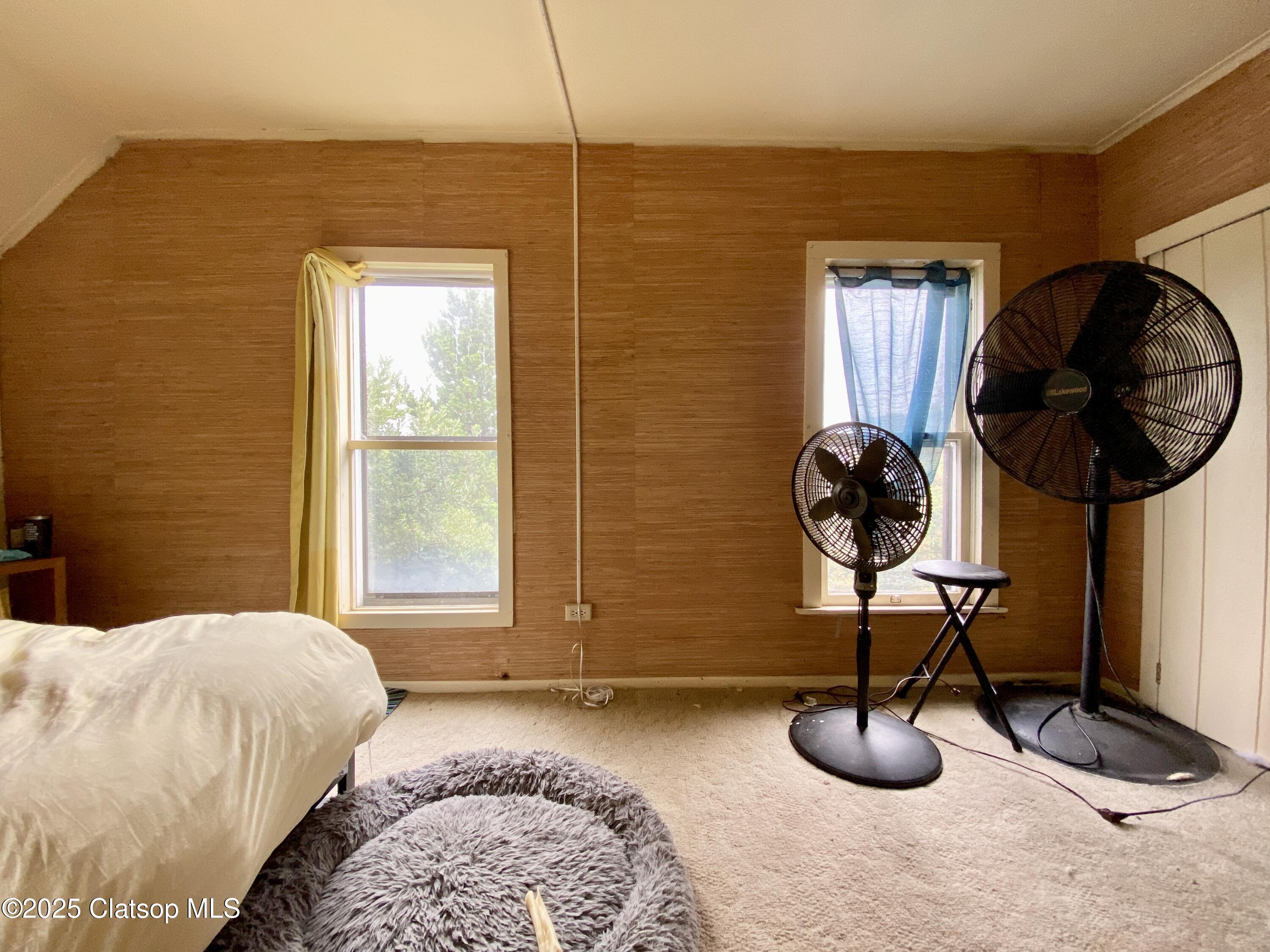 2416 Oregon Street Property Photo 19