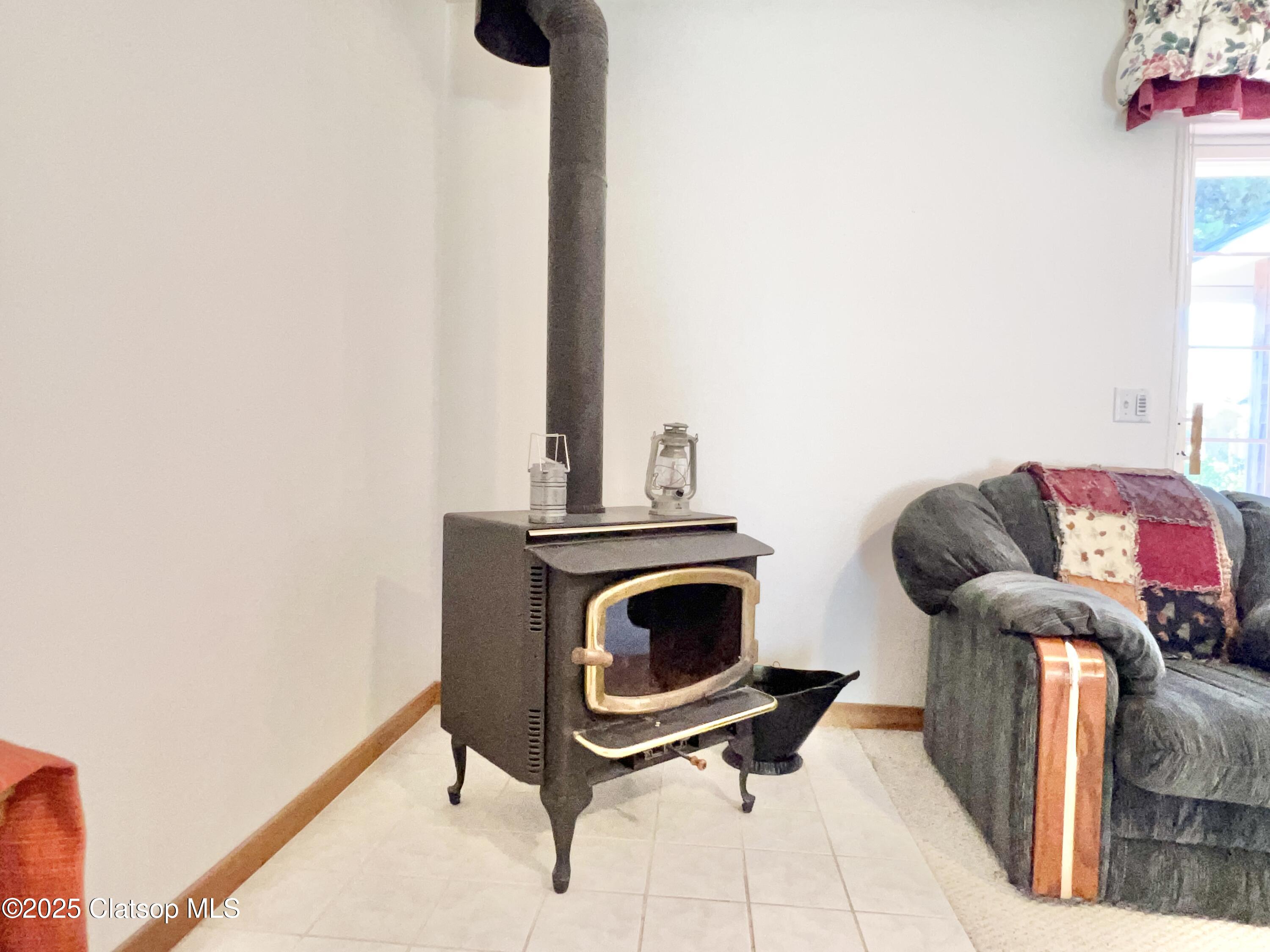 26534 Chieftain Drive Property Photo 15