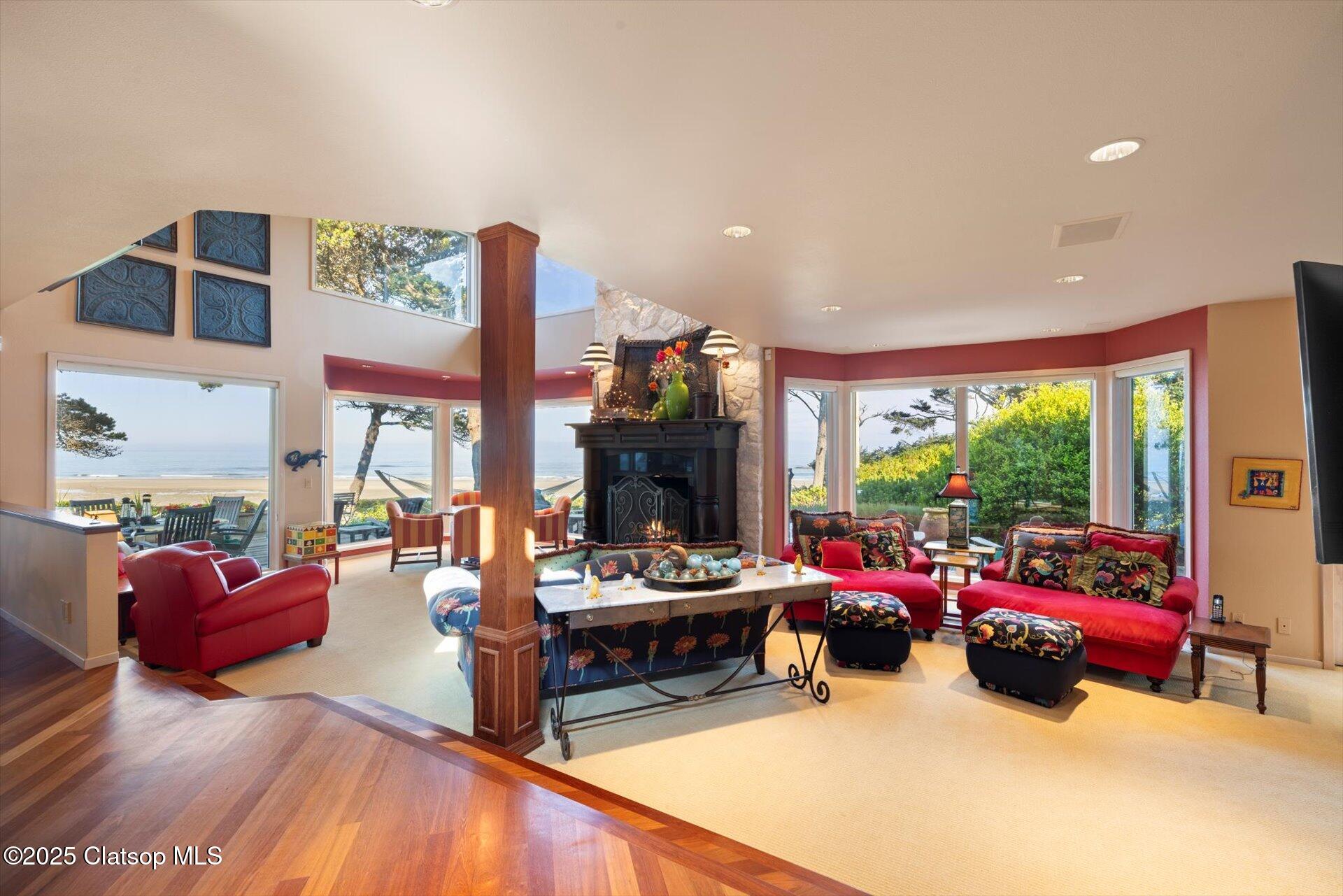 7088 Nw Pacific Coast Highway Property Photo 7