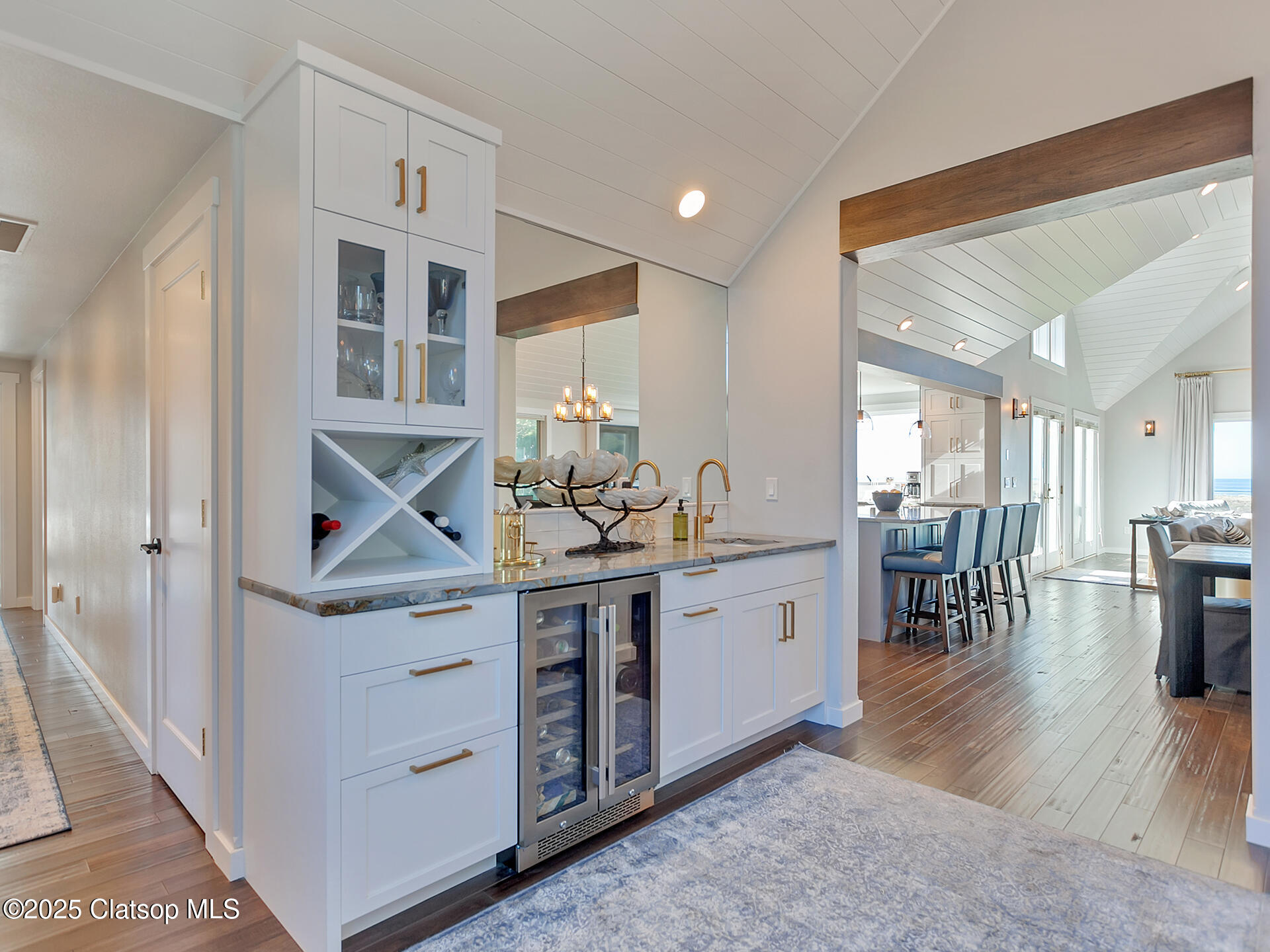 88708 Surfsands Road Property Photo 6