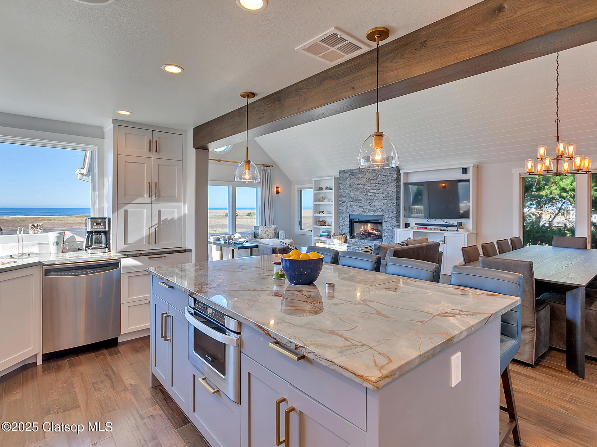 88708 Surfsands Road Property Photo 8