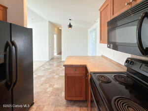200 Woodland Avenue Property Photo 5