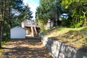 200 Woodland Avenue Property Photo 23