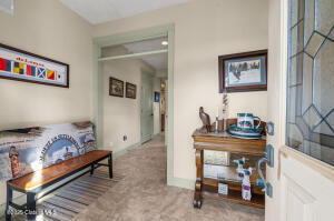 12 17th Place Property Photo 3