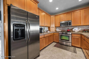 12 17th Place Property Photo 17