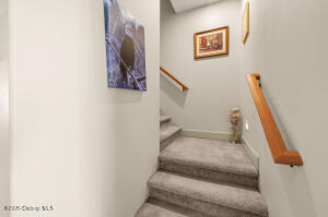 12 17th Place Property Photo 20
