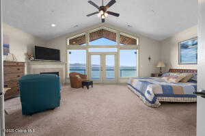 12 17th Place Property Photo 24