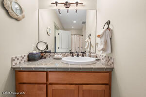 12 17th Place Property Photo 36
