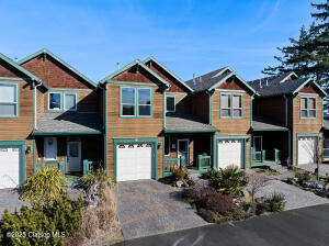 12 17th Place Property Photo 41