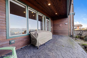 12 17th Place Property Photo 45