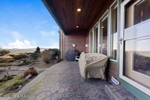 12 17th Place Property Photo 46