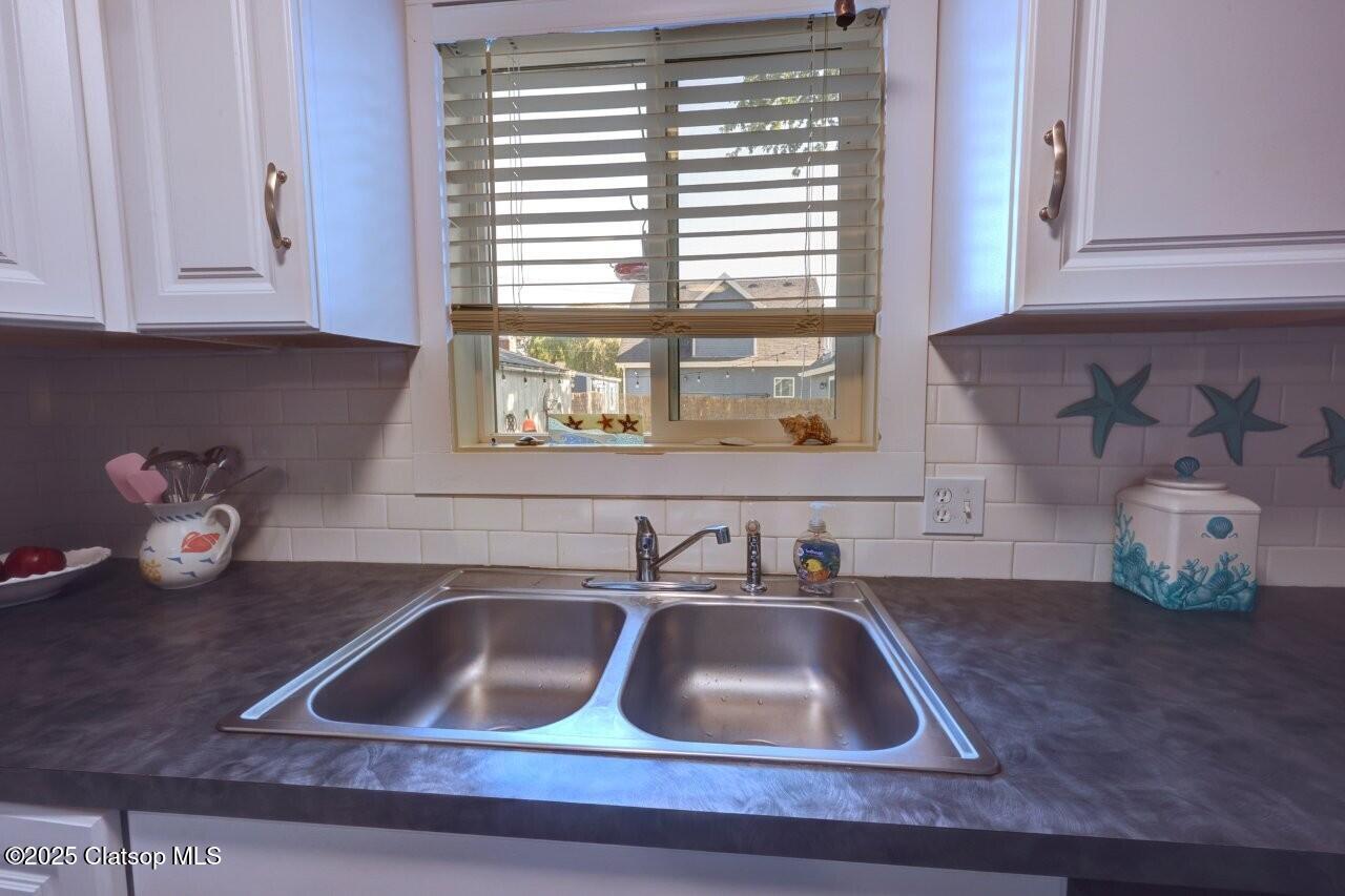 739 11th Avenue Property Photo 26