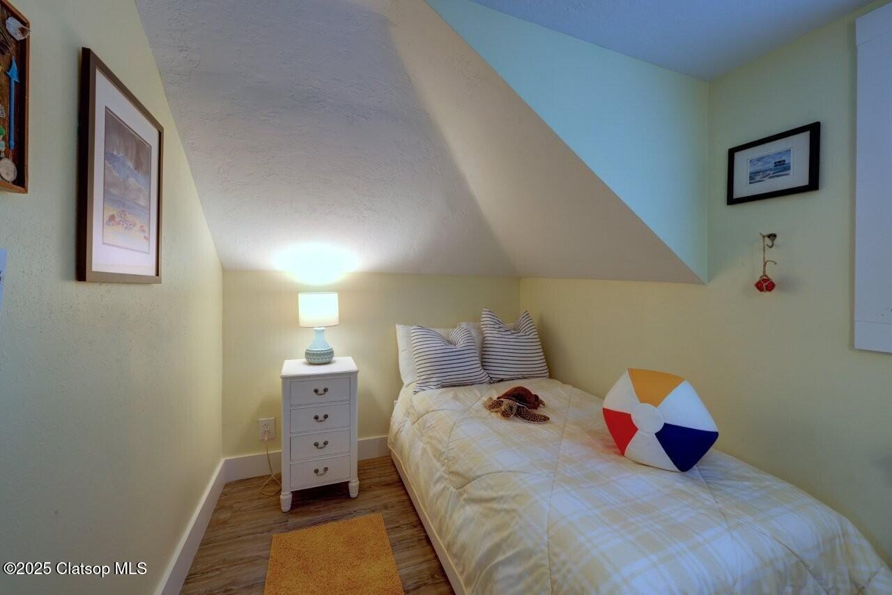 739 11th Avenue Property Photo 30