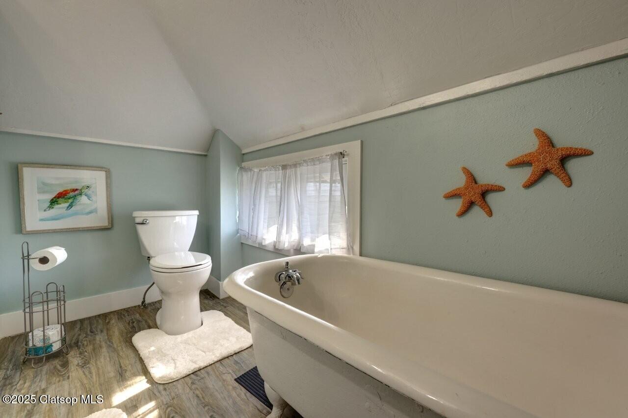 739 11th Avenue Property Photo 32