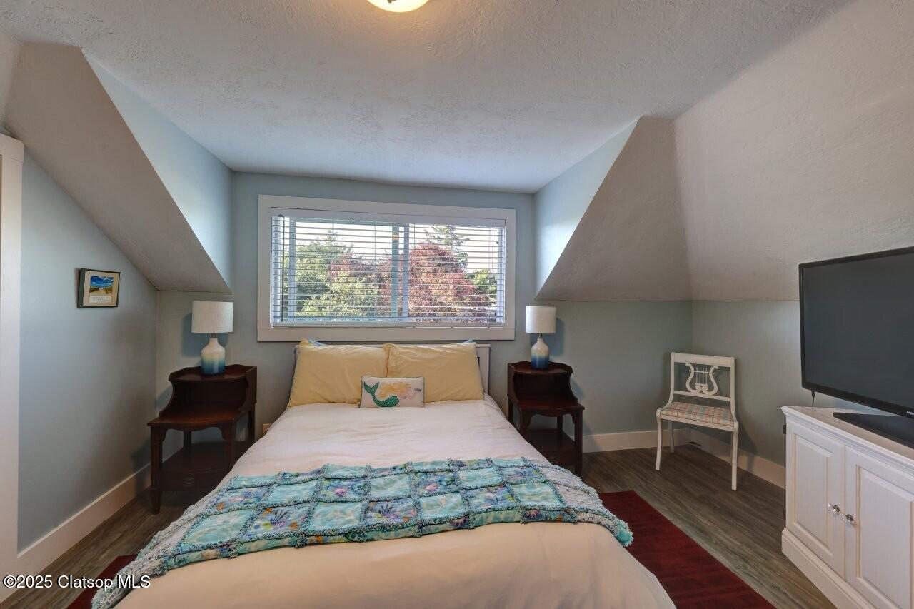 739 11th Avenue Property Photo 35