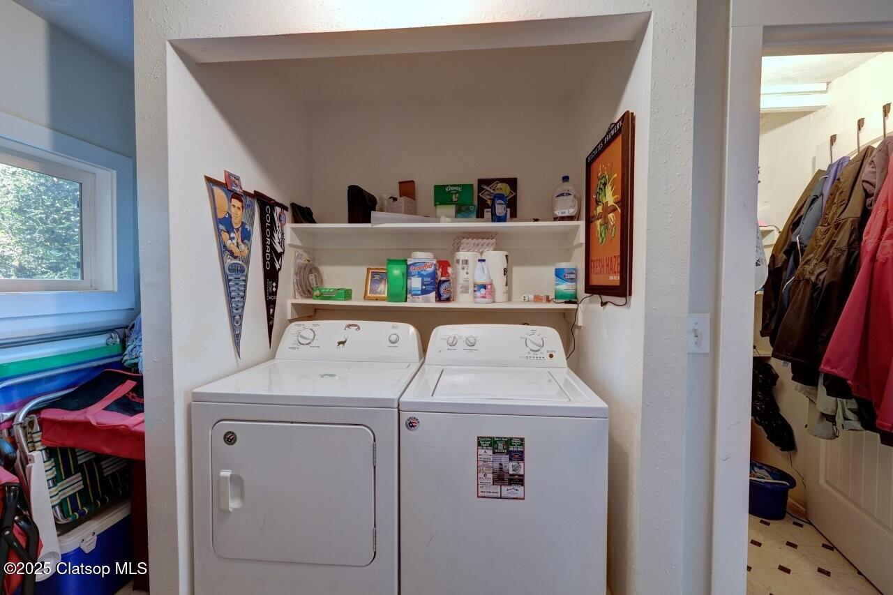 739 11th Avenue Property Photo 39