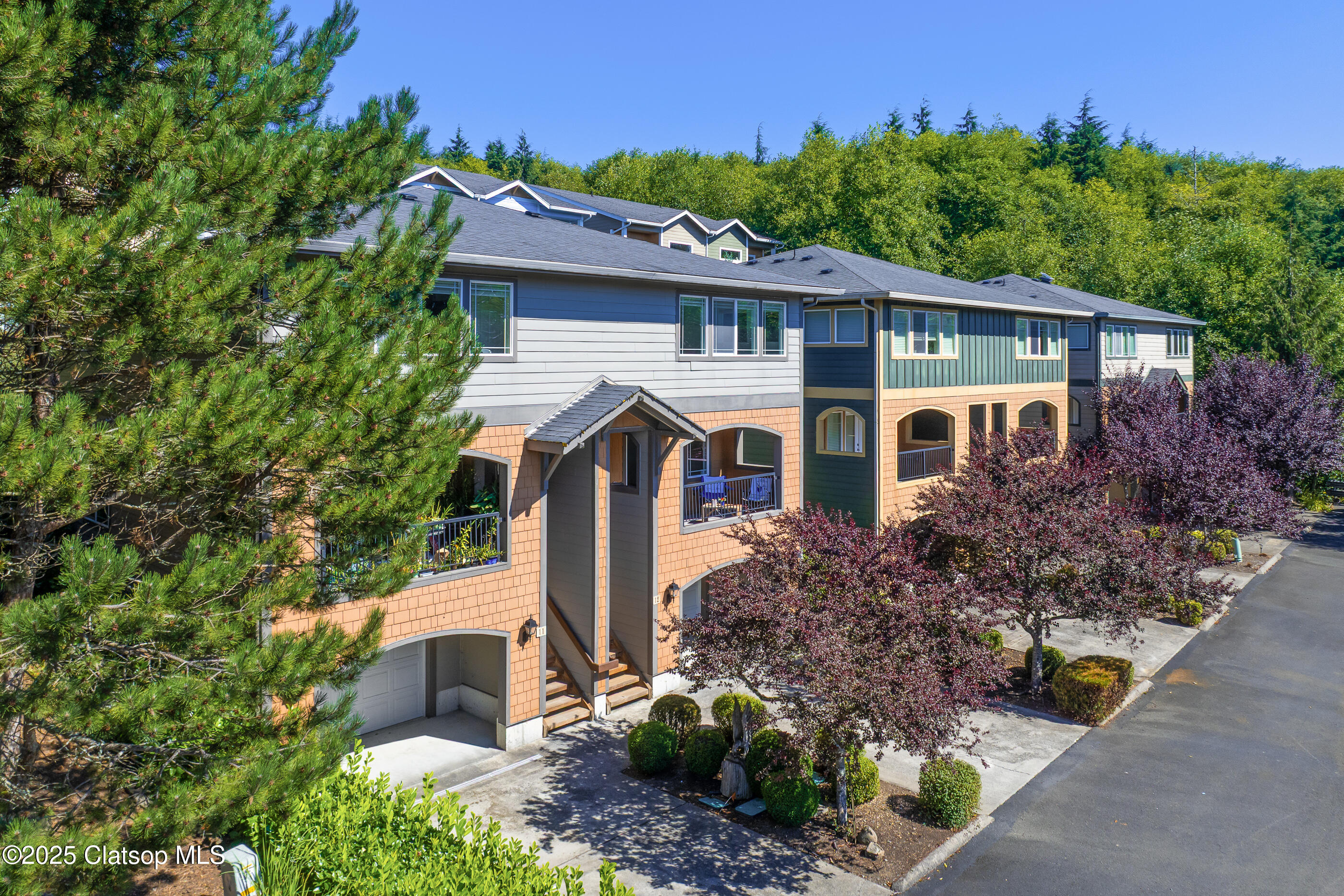 13150 D Street Property Photo 4