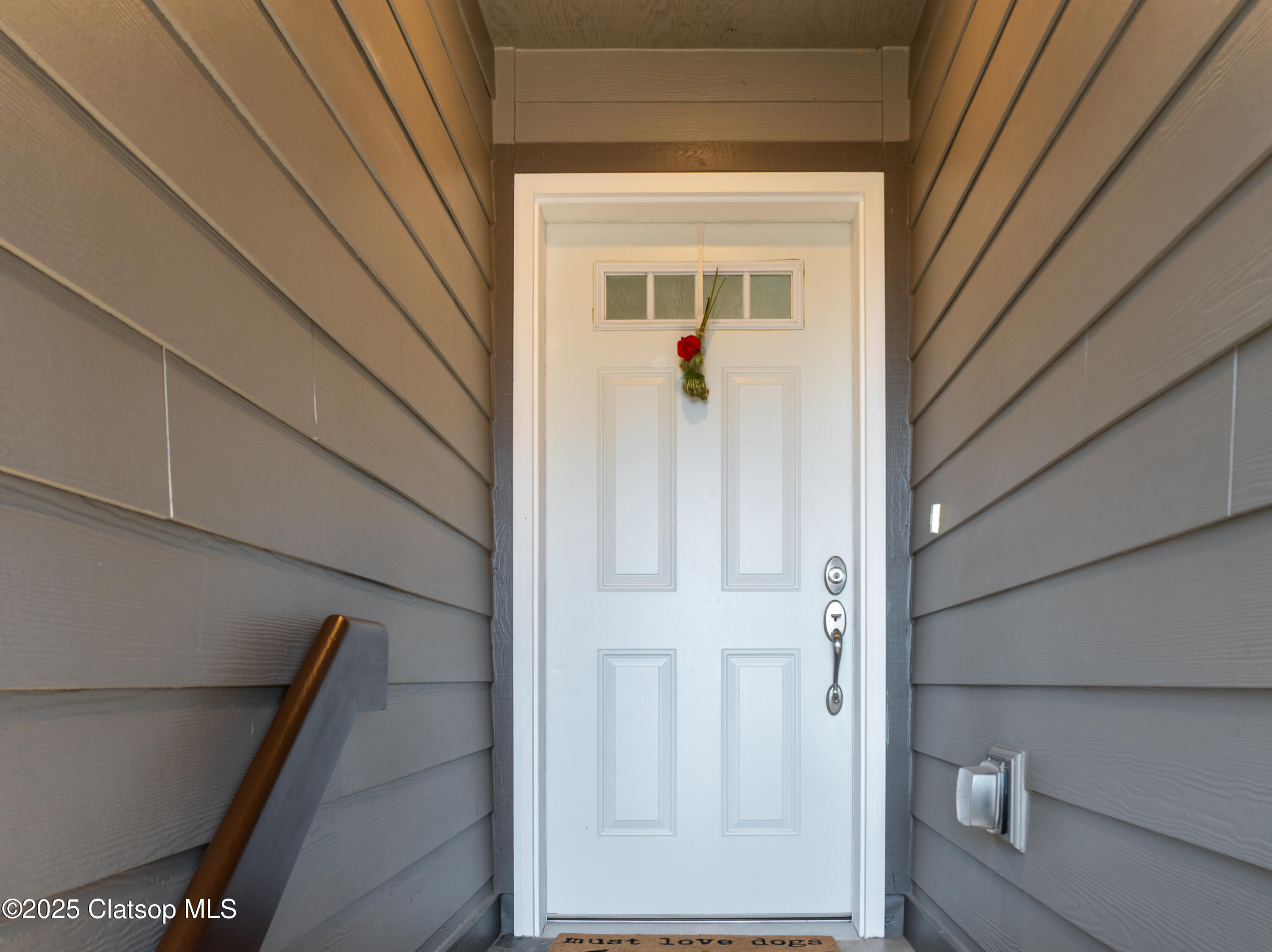 13150 D Street Property Photo 5