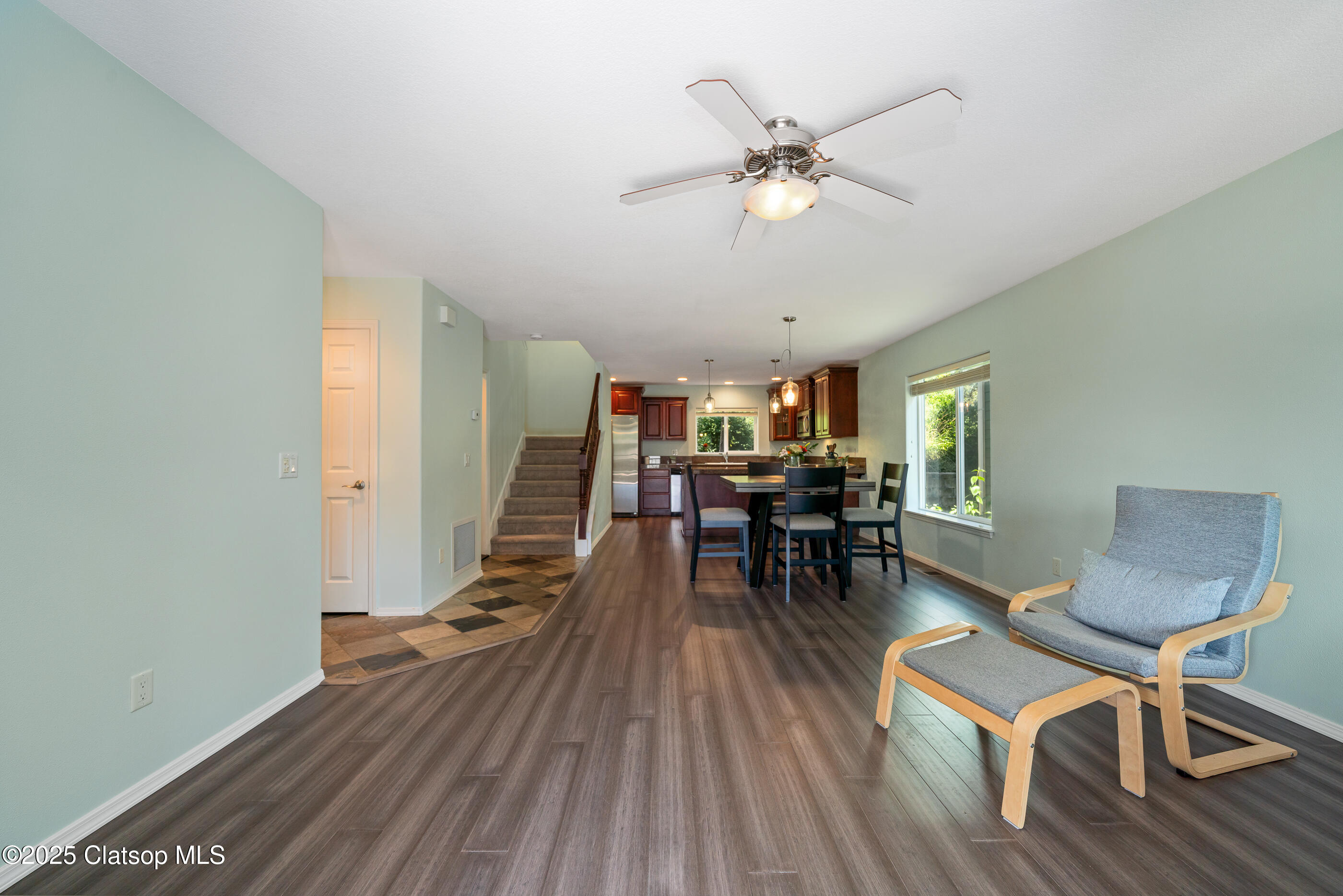 13150 D Street Property Photo 10