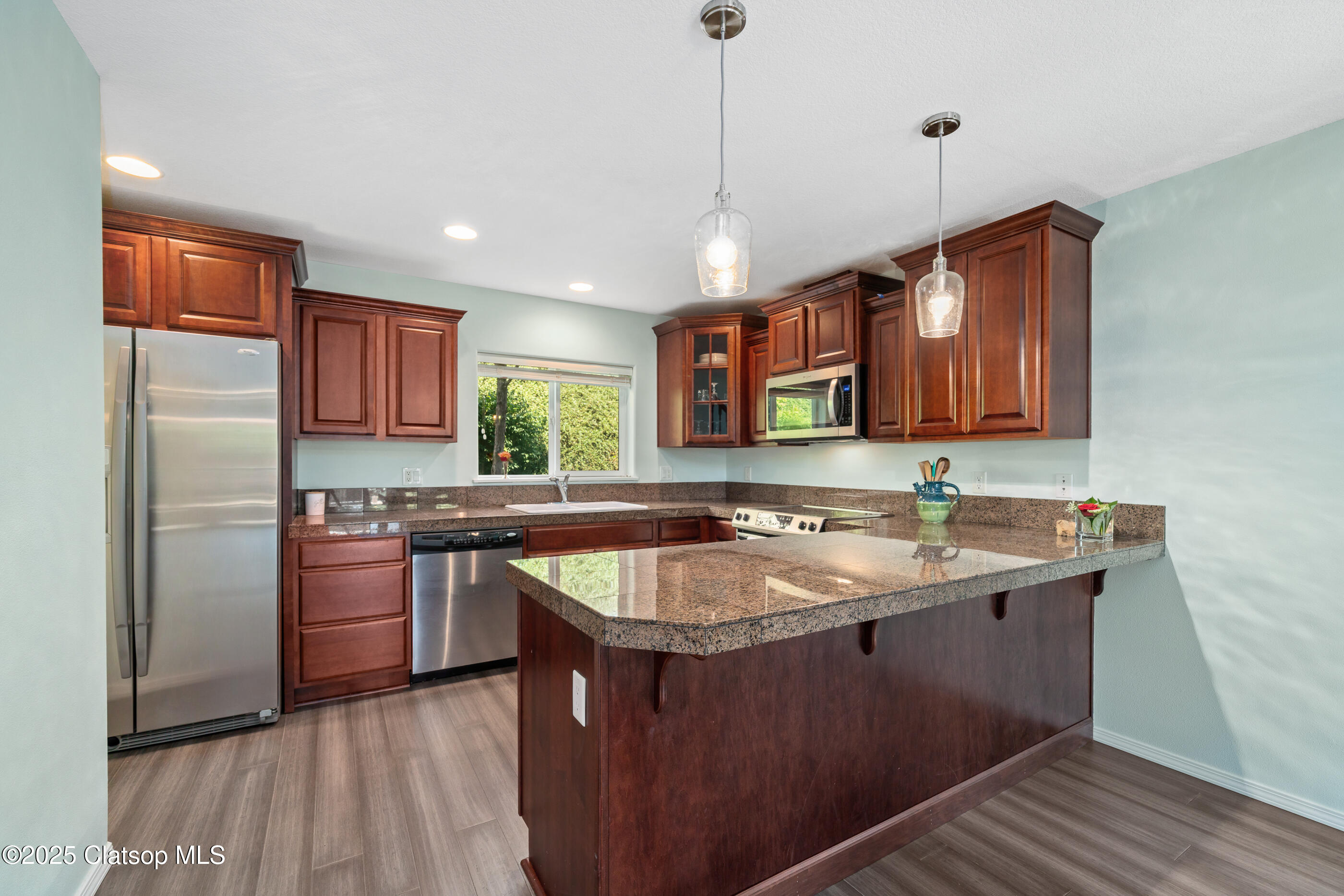 13150 D Street Property Photo 12