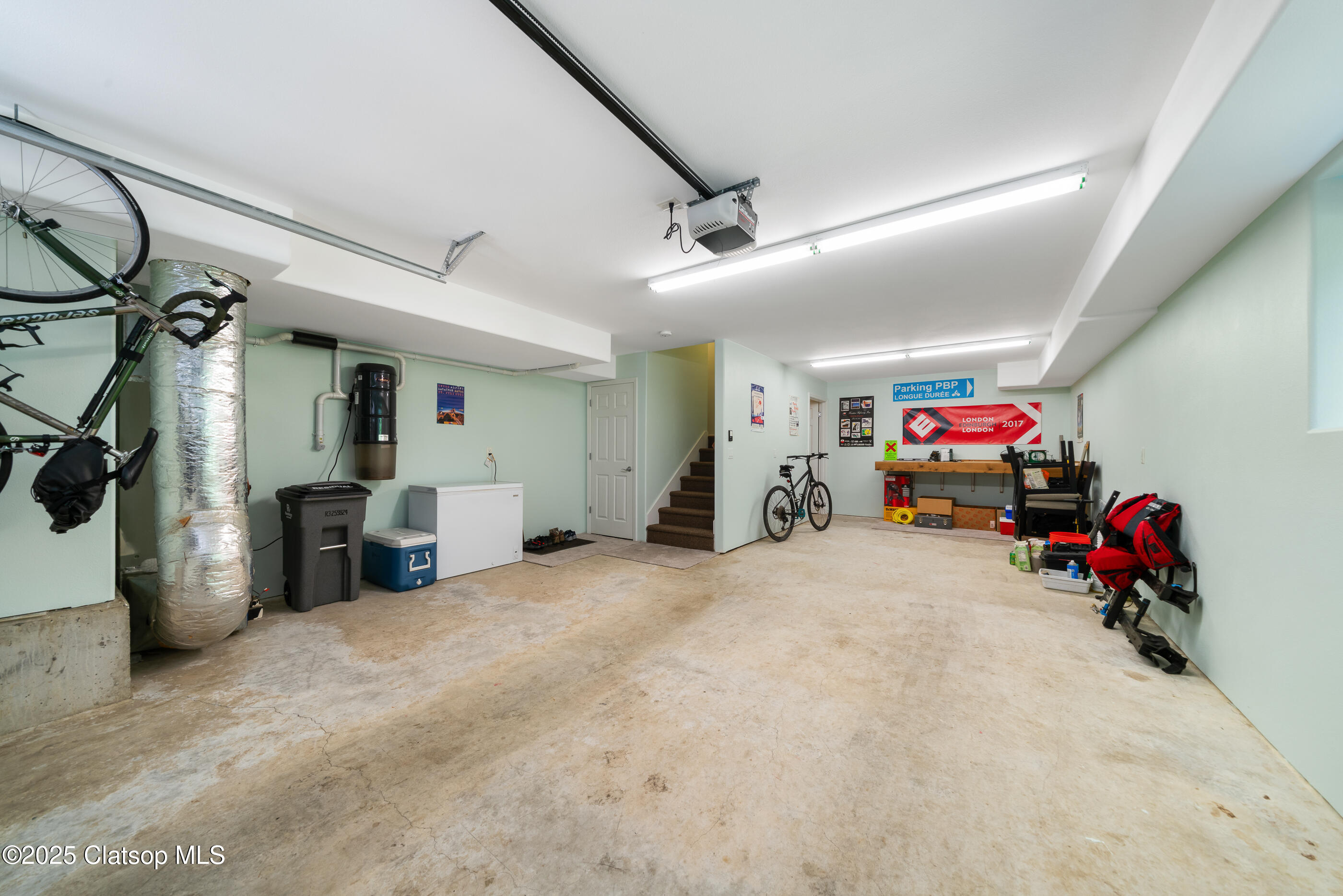 13150 D Street Property Photo 29