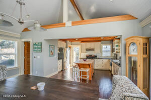 187 Monroe Property Photo 12