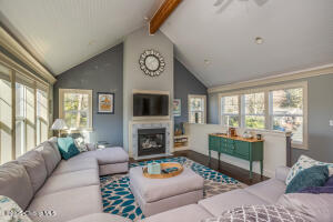 187 Monroe Property Photo 13