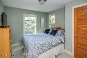 187 Monroe Property Photo 16