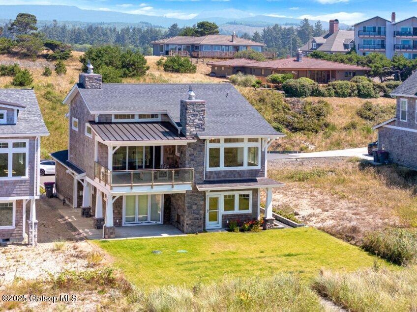 1398 N Ocean Avenue Property Photo 3