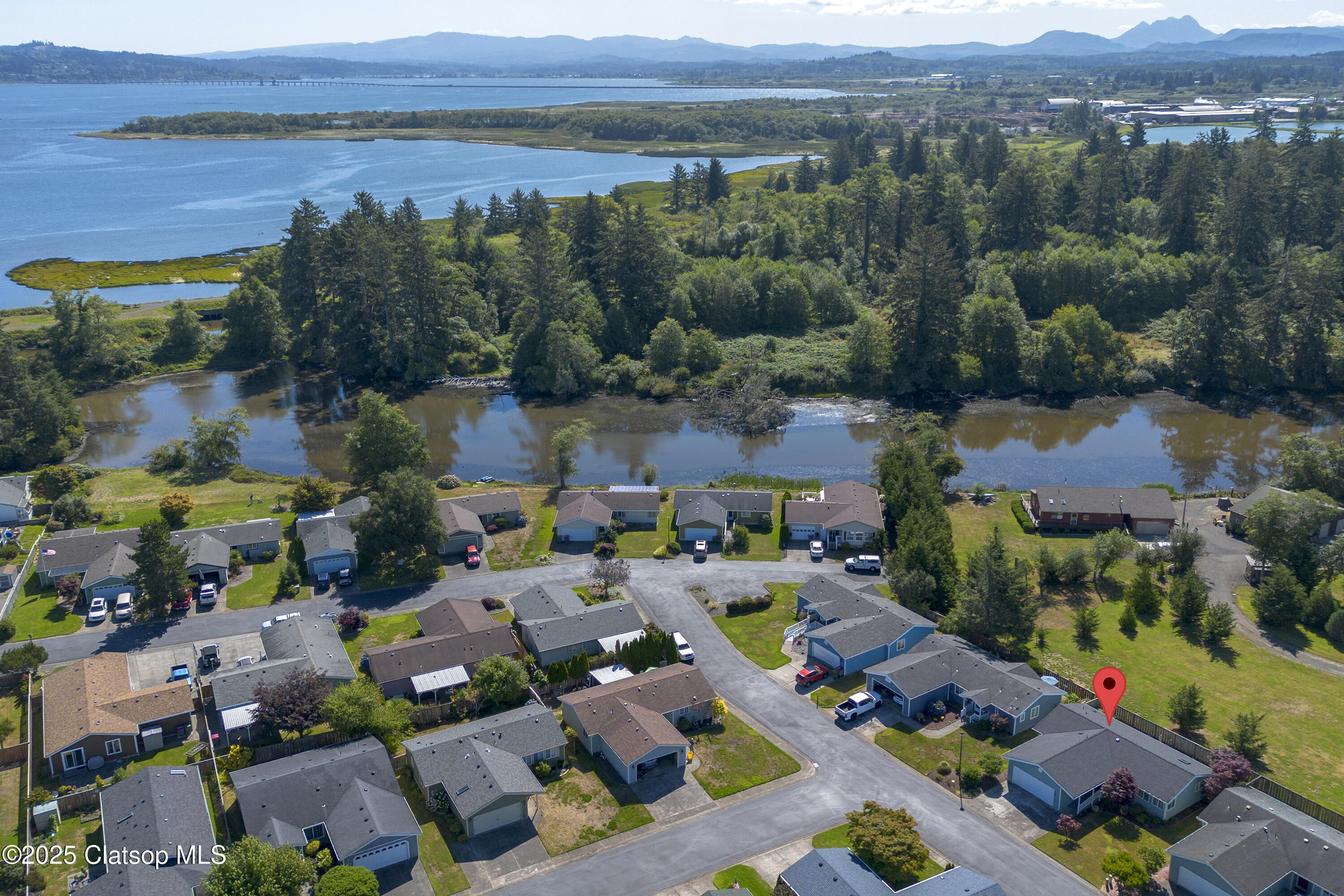 1100 Nw Warrenton Dr Property Photo 22